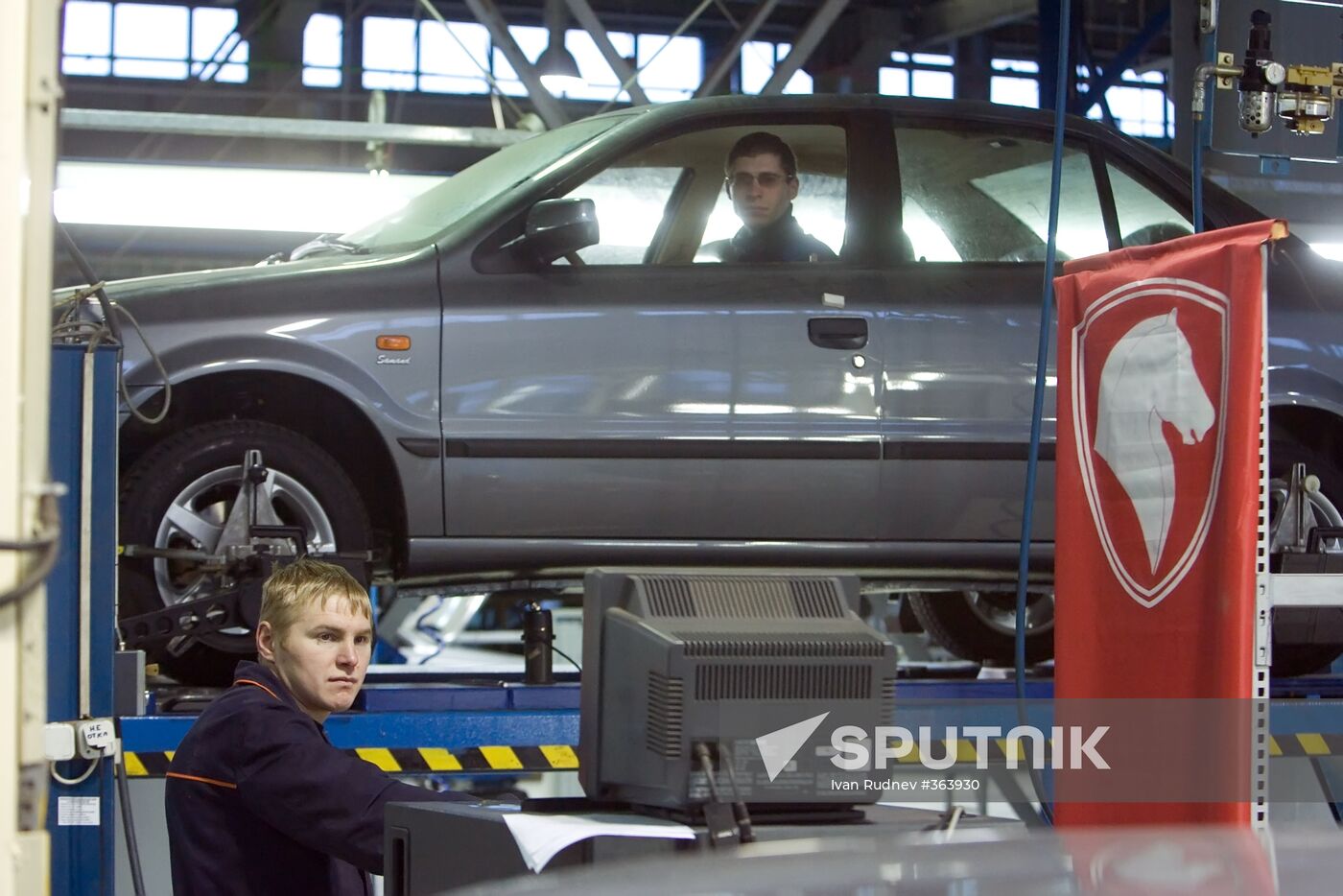 Samand assembly line