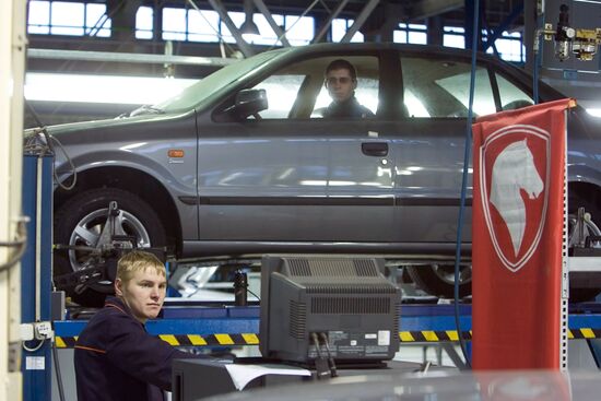 Samand assembly line