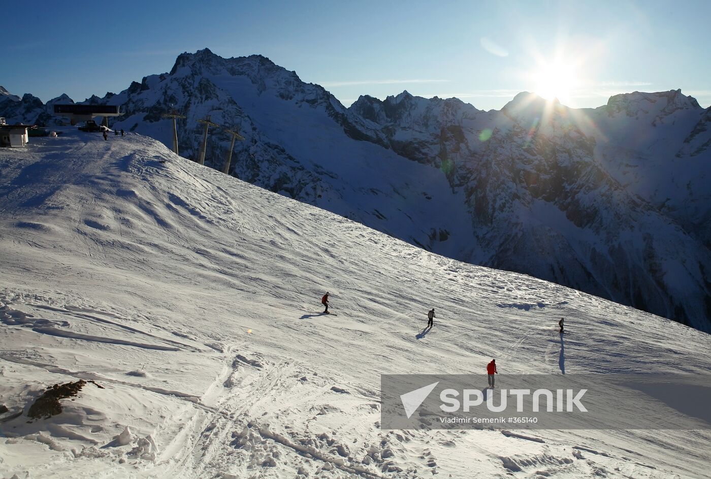 Ski season at Dombai