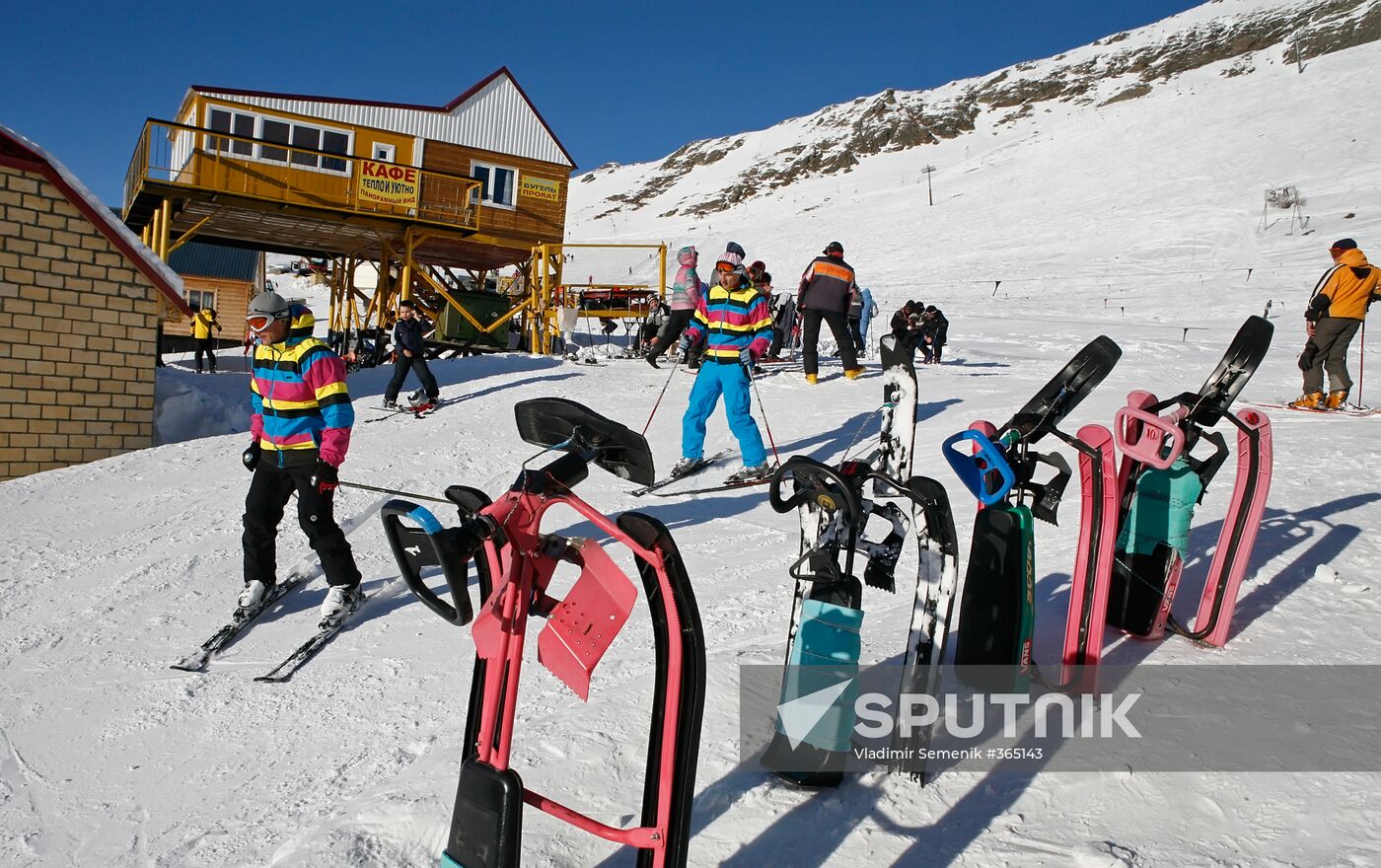 Ski season at Dombai