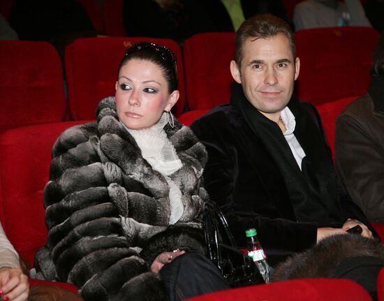 First showing of movie "Love-Carrot 2"