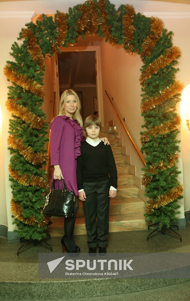 World Class Christmas tree party