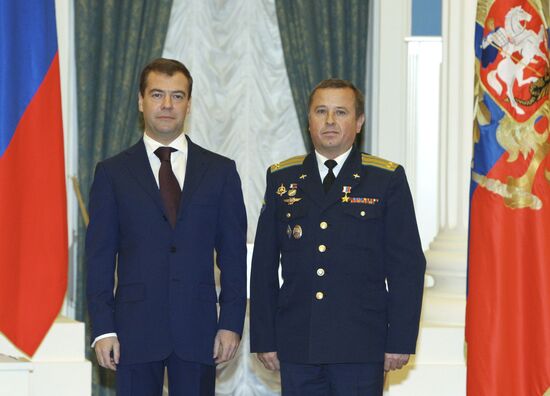 President Dmitry Medvedev presents state awards