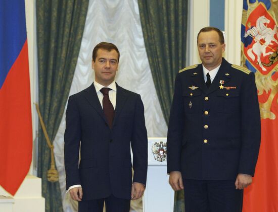 President Dmitry Medvedev presents state awards