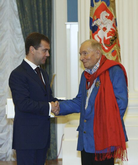 President Dmitry Medvedev presents state awards