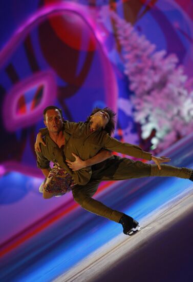Ice Age ice skating show