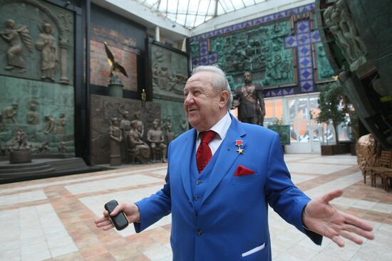 Zurab Tsereteli, president of Russian Academy of Arts
