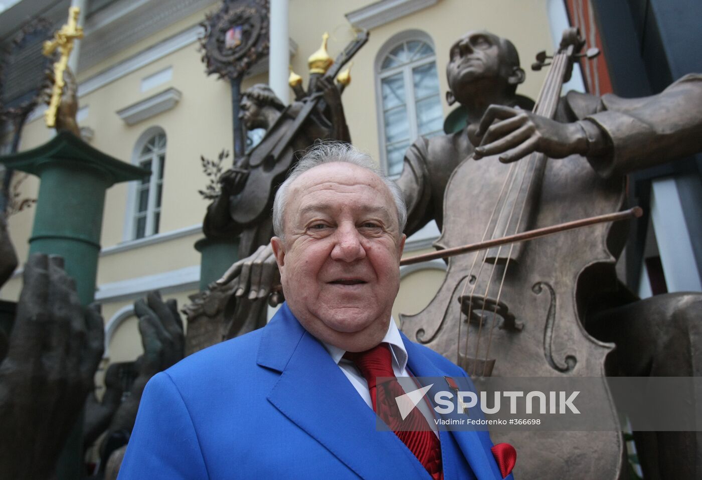 Zurab Tsereteli, president of Russian Academy of Arts