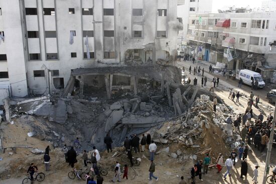 Israel launches air strike on Gaza