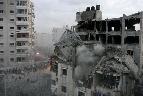 Israel launches air strike on Gaza