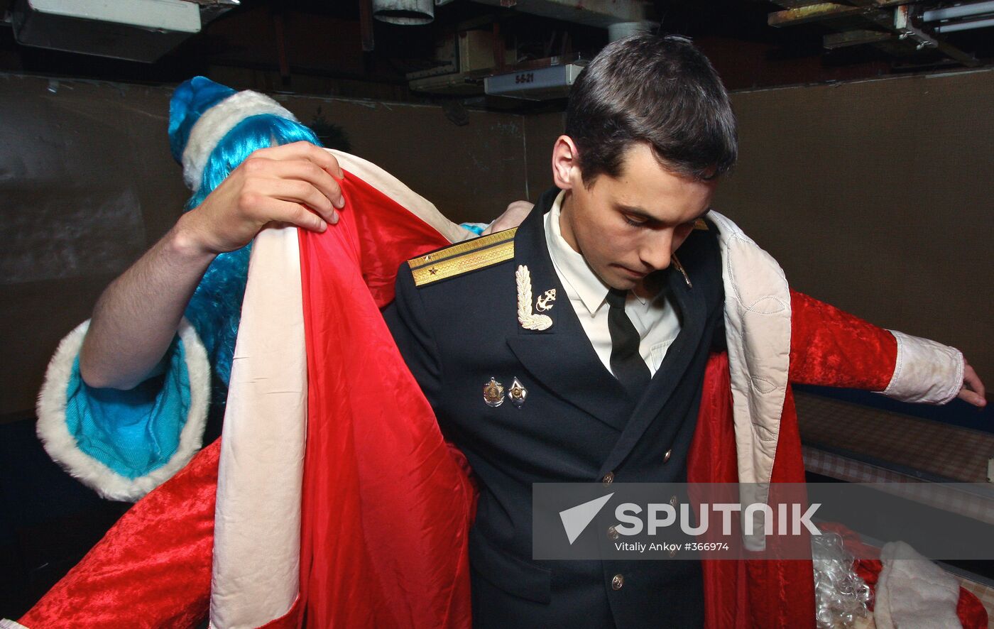 Seeing in New Year aboard Admiral Panteleyev