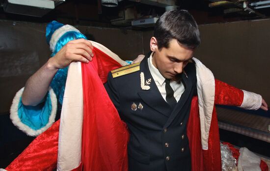 Seeing in New Year aboard Admiral Panteleyev