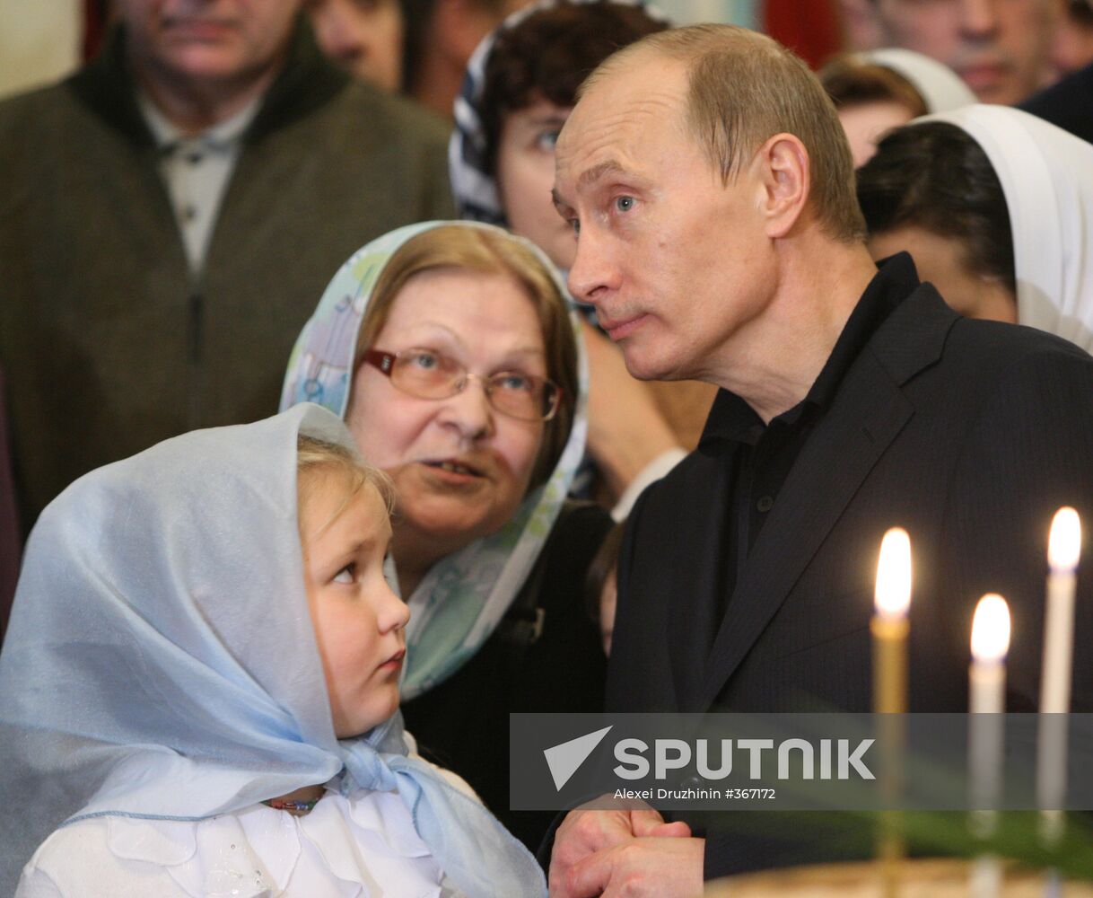 Vladimir Putin attends Christmas Mass in Petrozavodsk