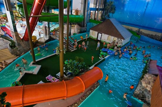 Family entertainment center Fantasy Park opens in Moscow