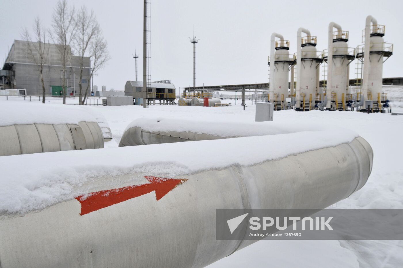 Delivering gas to European customers