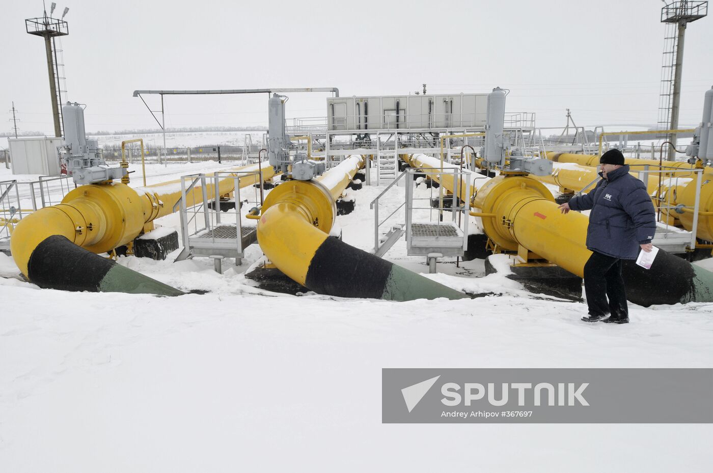 Delivering gas to European customers
