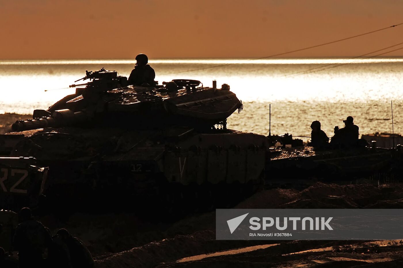 Israeli reserve troops enter Gaza