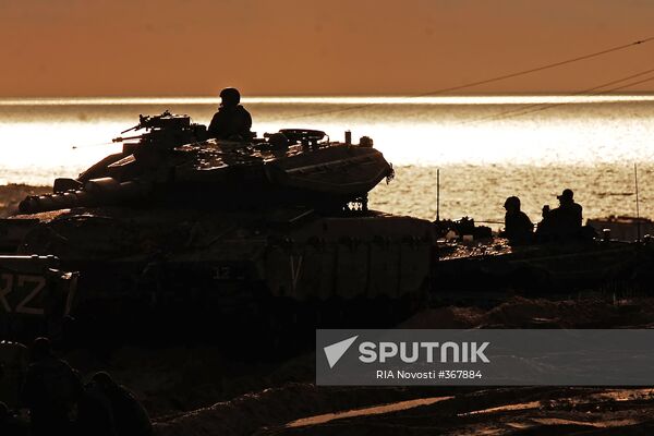 Israeli reserve troops enter Gaza