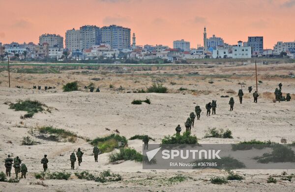 Israeli reserve troops enter Gaza