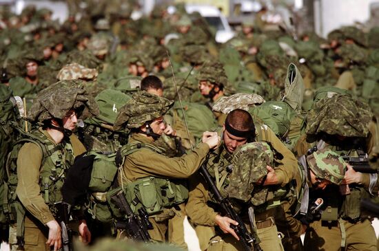 Israeli reserve troops enter Gaza