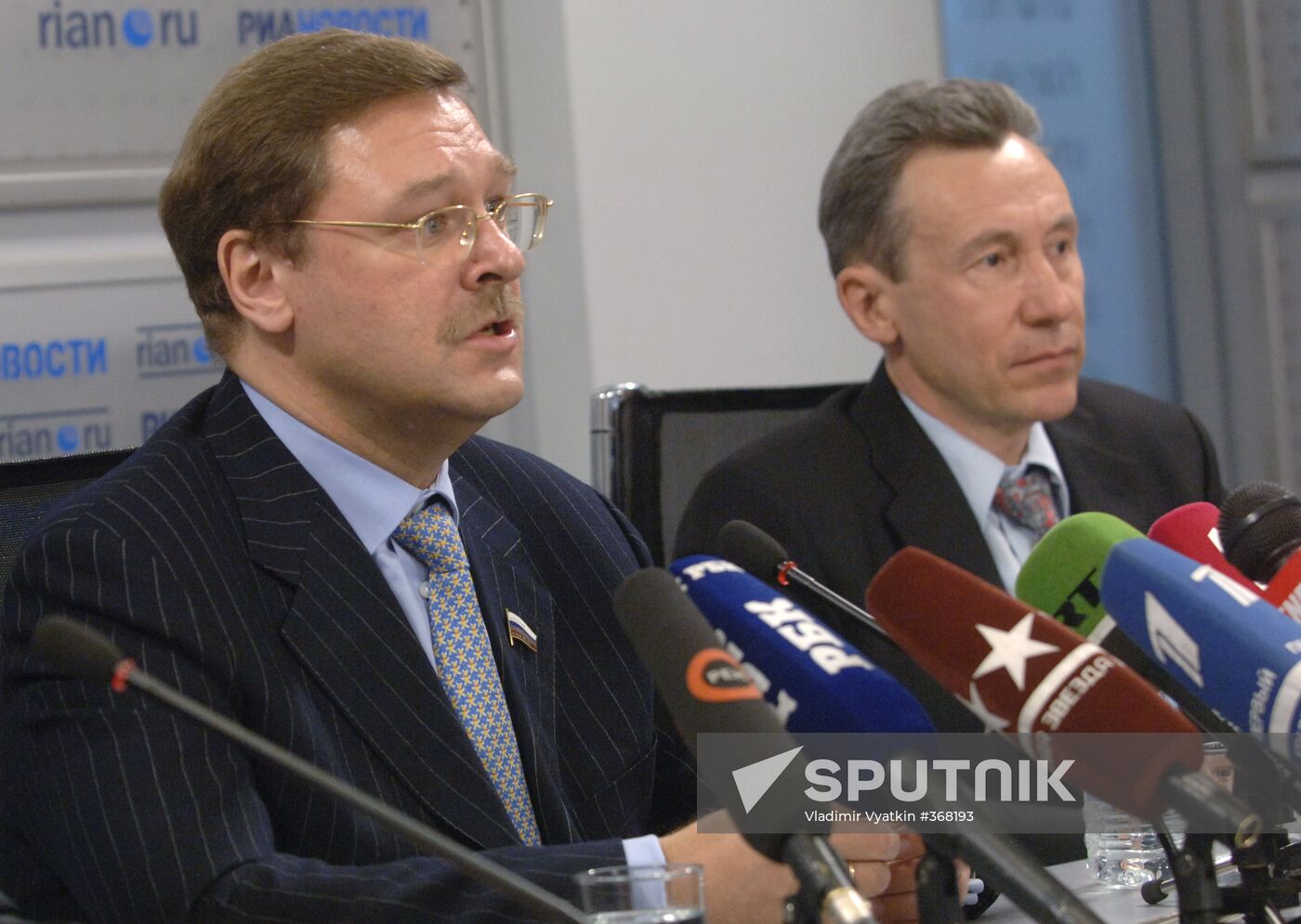 Konstantin Kosachyov during a RIA Novosti news conference