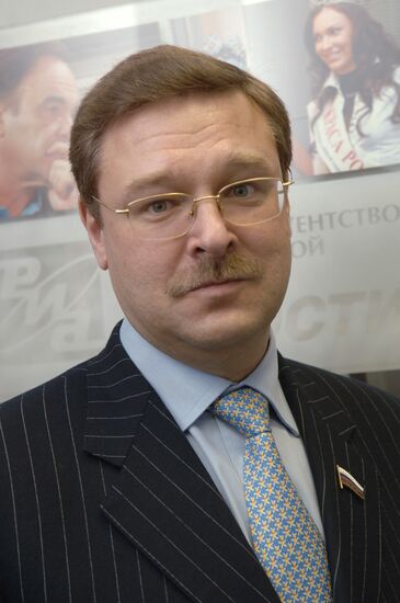 Konstantin Kosachyov during a RIA Novosti news conference