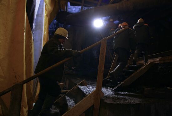 Building a new Moscow metro station, "Dostoyevskaya"