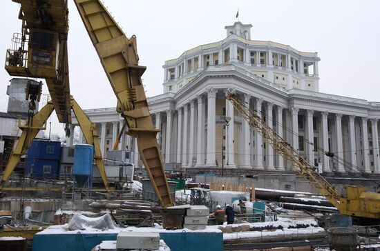 Building a new Moscow metro station, "Dostoyevskaya"