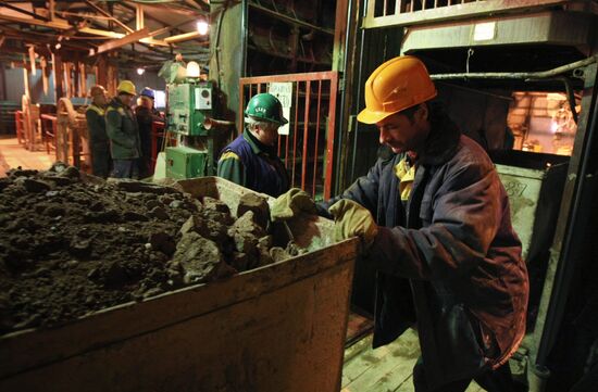 Building a new Moscow metro station, "Dostoyevskaya"