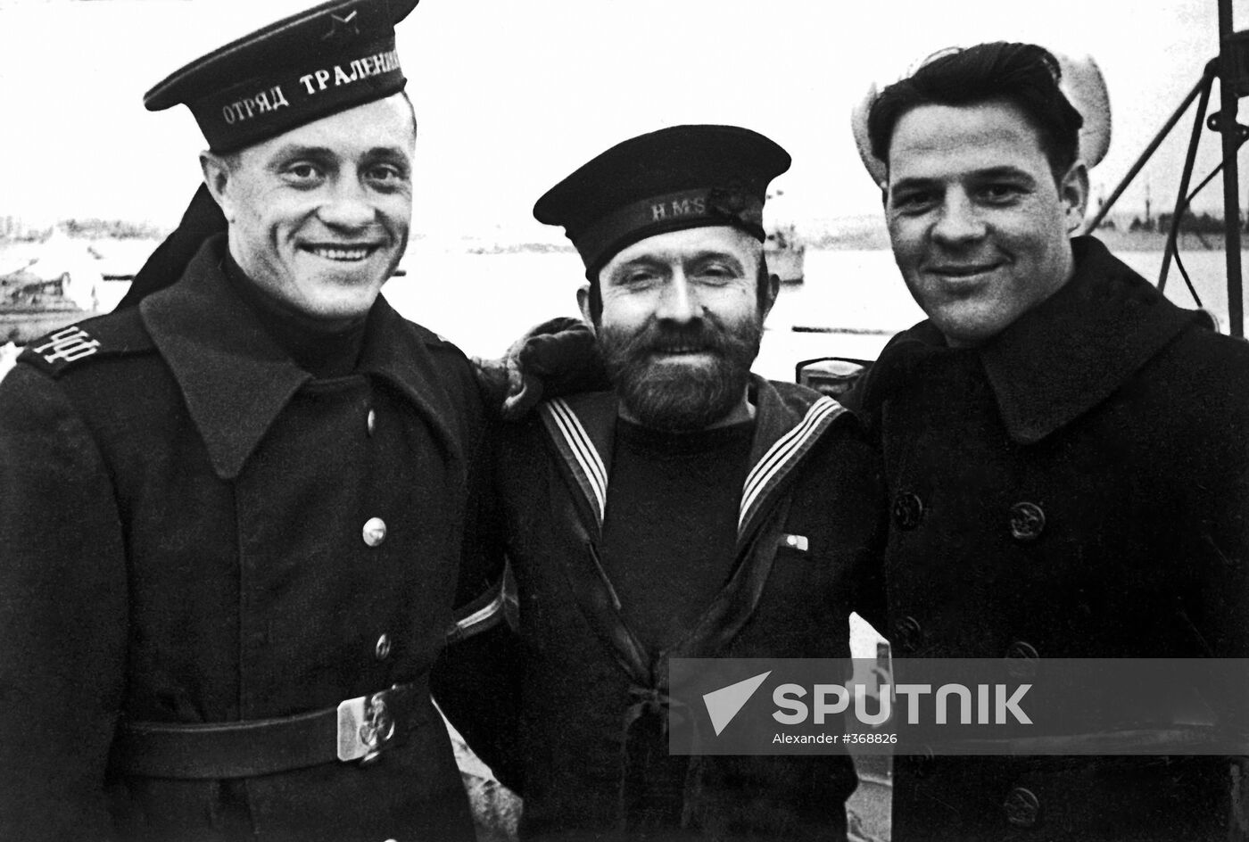 Russian, British and US sailors in 1945
