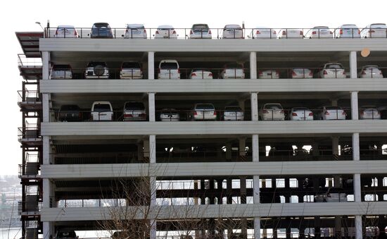 Temporary car storage in Vladivostok