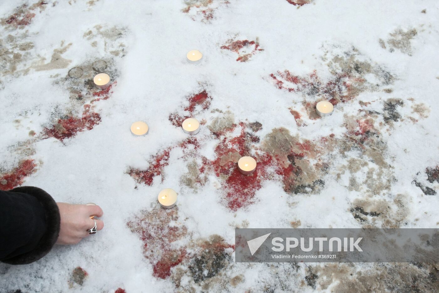 Gathering in memory of Stanislav Markelov and Anastasia Baburova