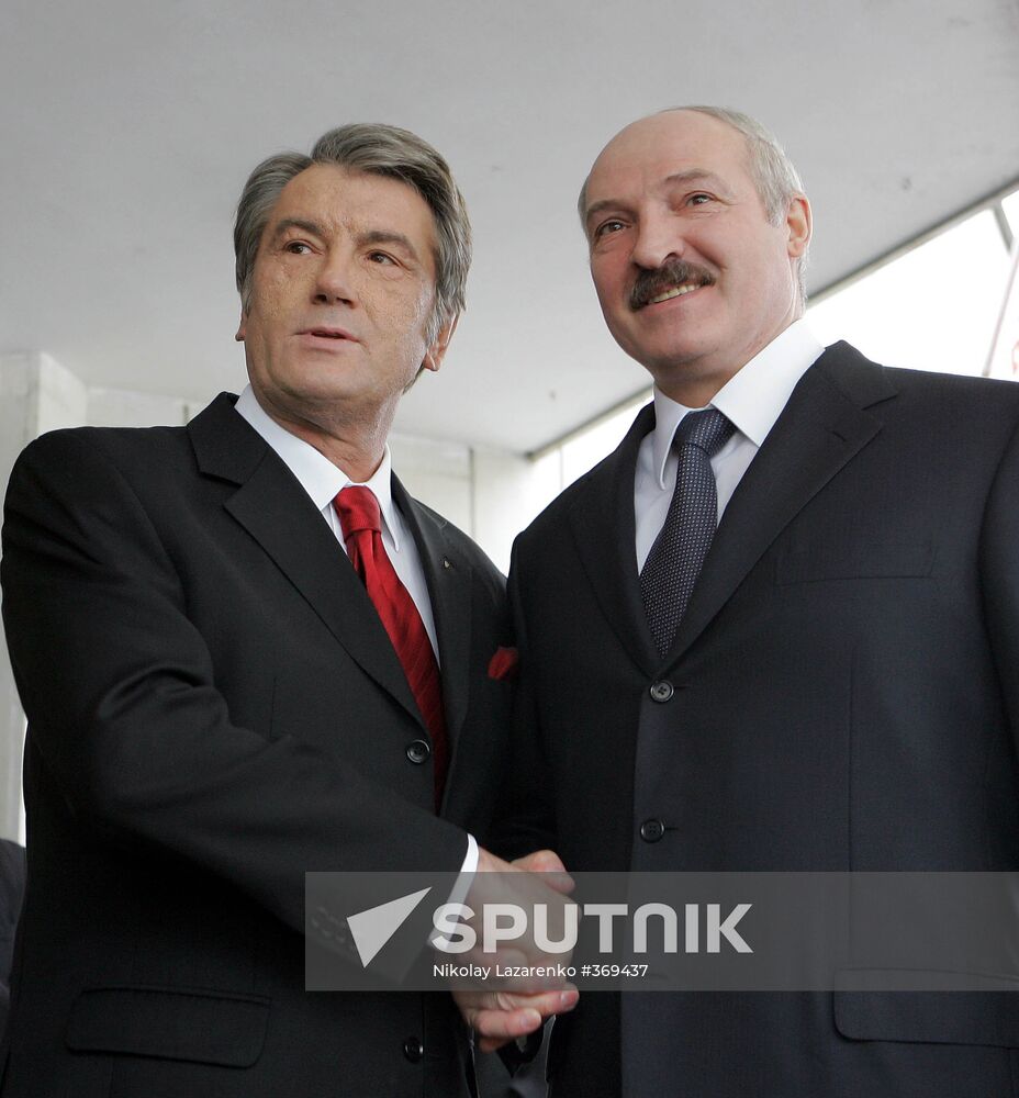 Belarusian, Ukrainian Presidents hold talks in Chernigov