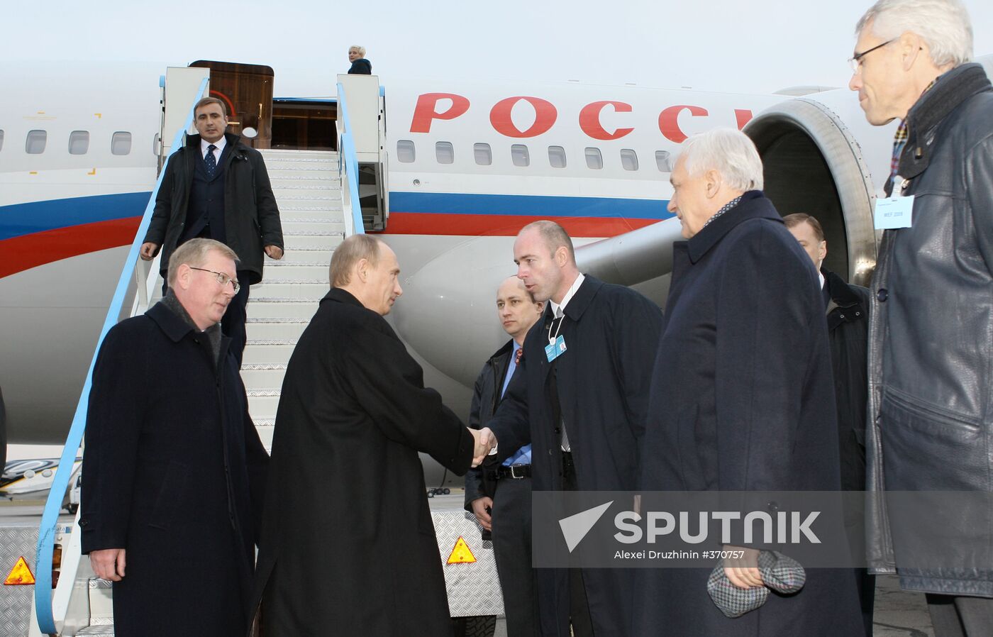 Vladimir Putin arrives in Davos