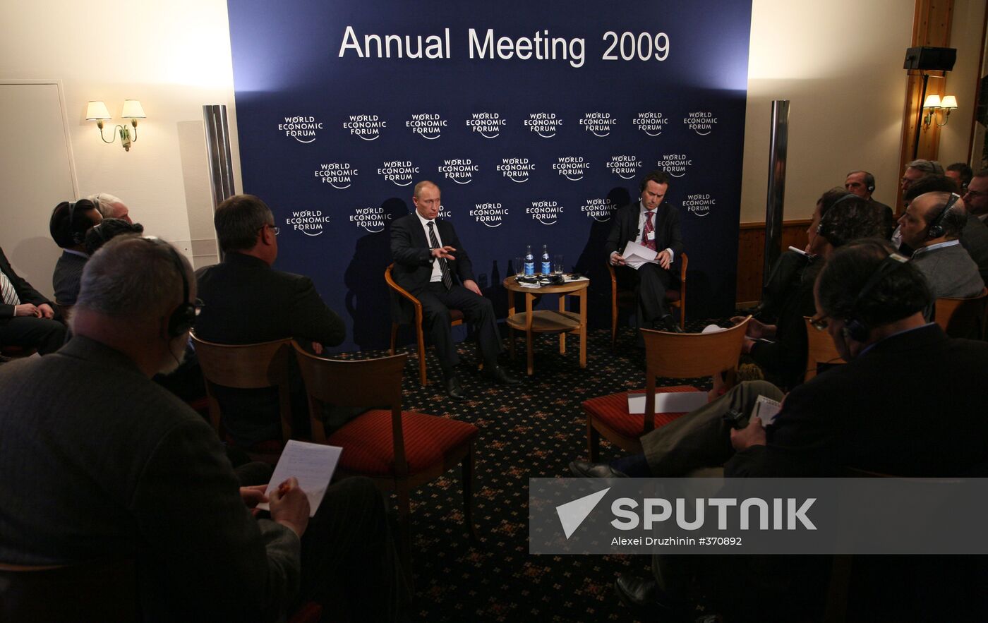 Vladimir Putin meets with Media Council people