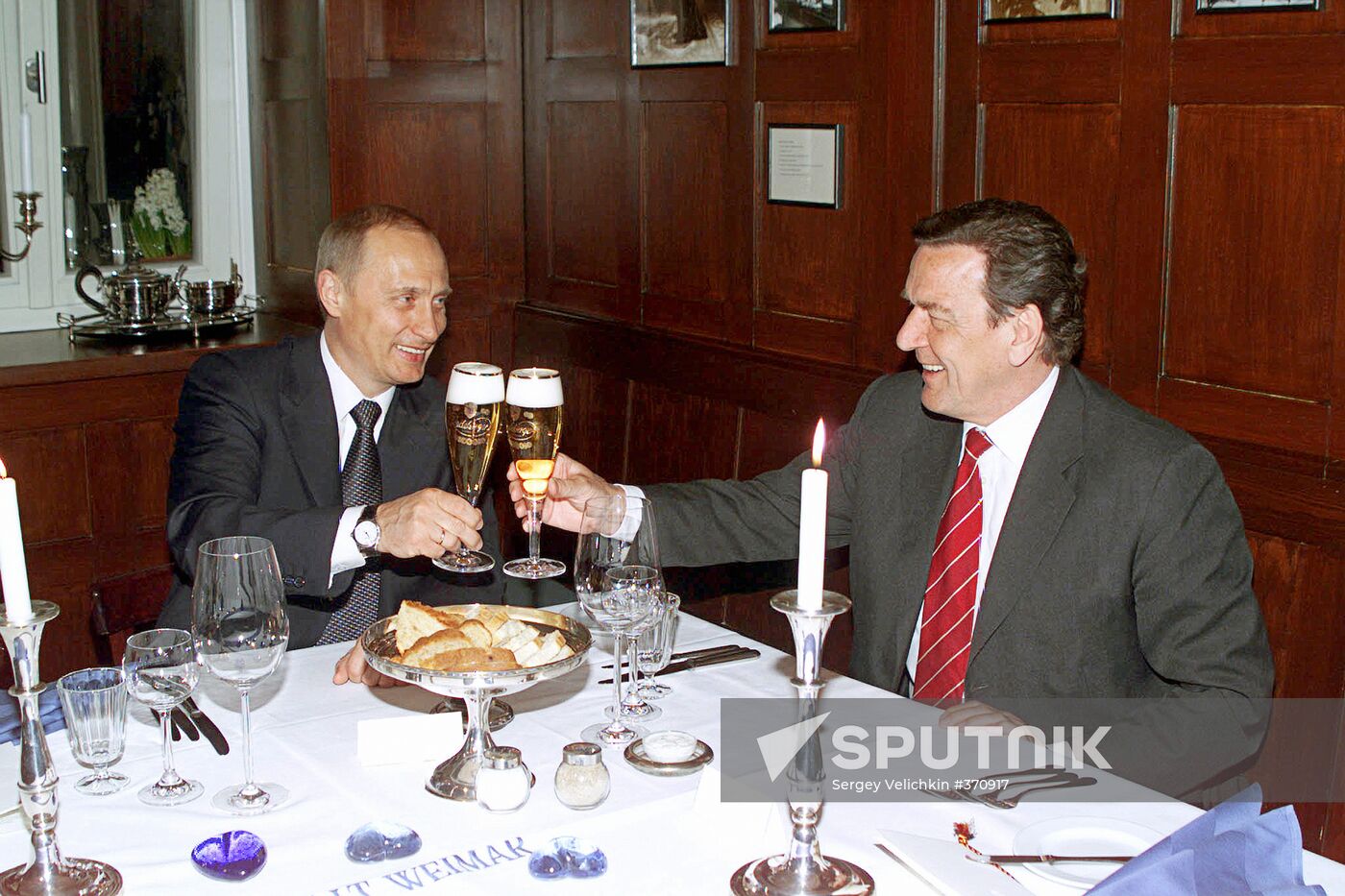 Vladimir Putin and Gerhard Schroeder