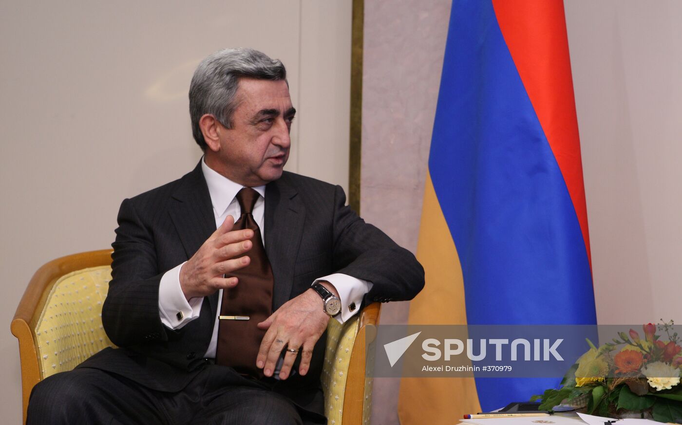 Vladimir Putin meets with Serge Sargsyan