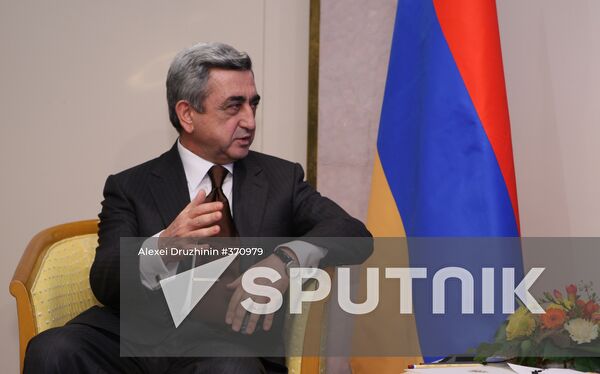 Vladimir Putin meets with Serge Sargsyan