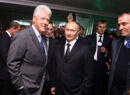 Vladimir Putin, Bill Clinton