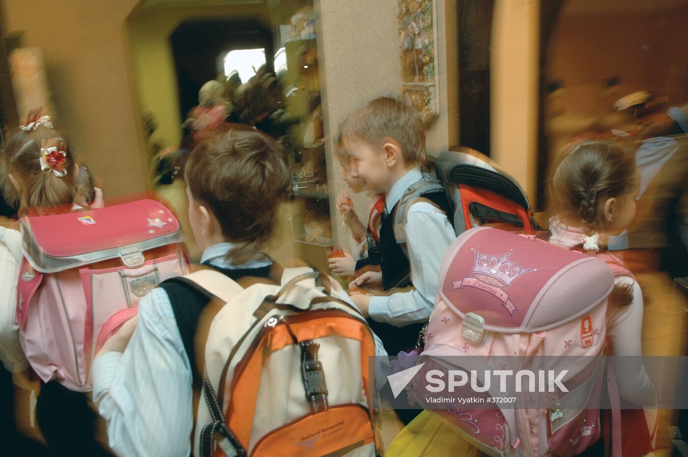 School with advanced study of foreign languages