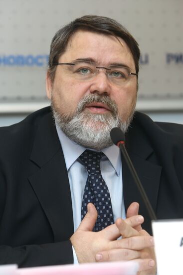 News conference by Igor Artemyev at RIA Novosti