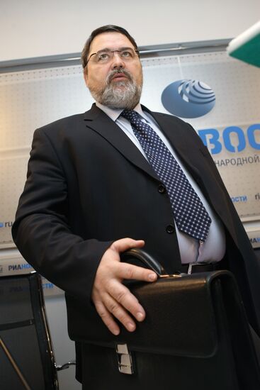 News conference by Igor Artemyev at RIA Novosti