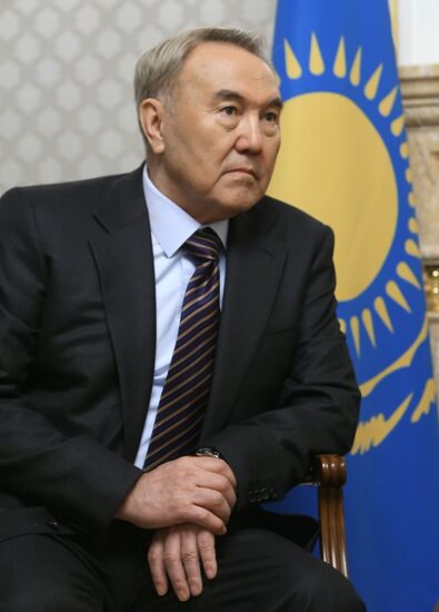 Vladimir Putin meets with Nursultan Nazarbayev