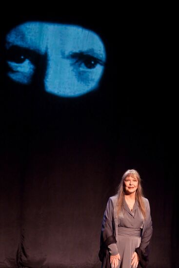 Pre-premiere show of Marina Vladi's monoplay