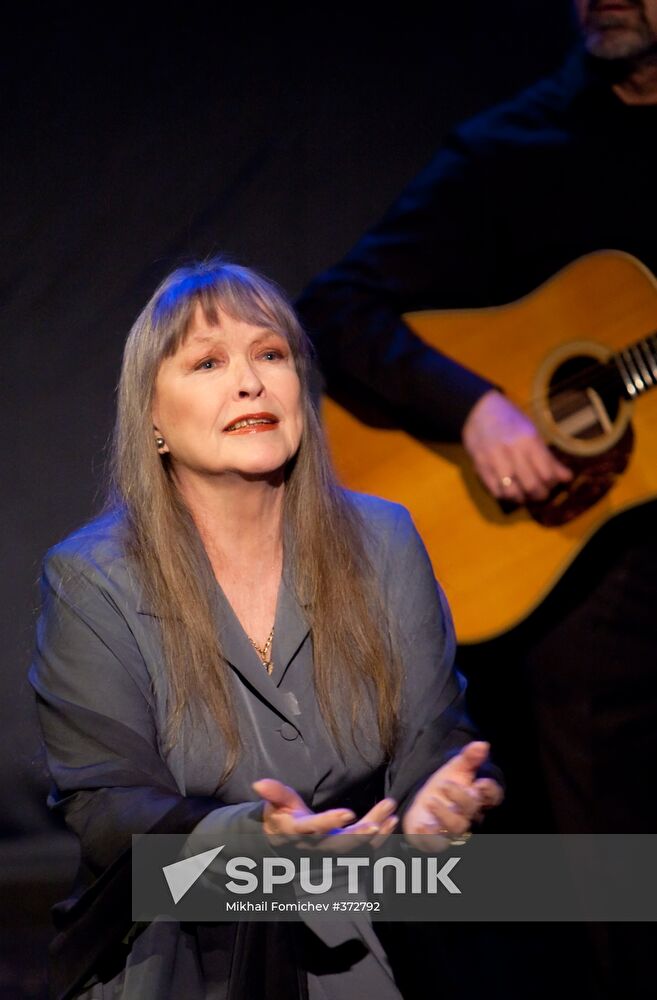 Pre-premiere show of Marina Vladi's monoplay