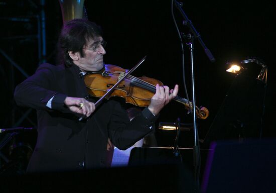 Charitable concert "Grant Life"
