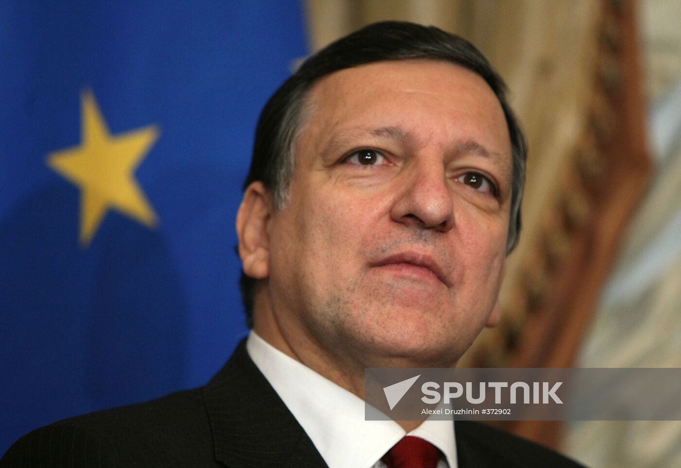 Vladimir Putin meets with José Manuel Barroso
