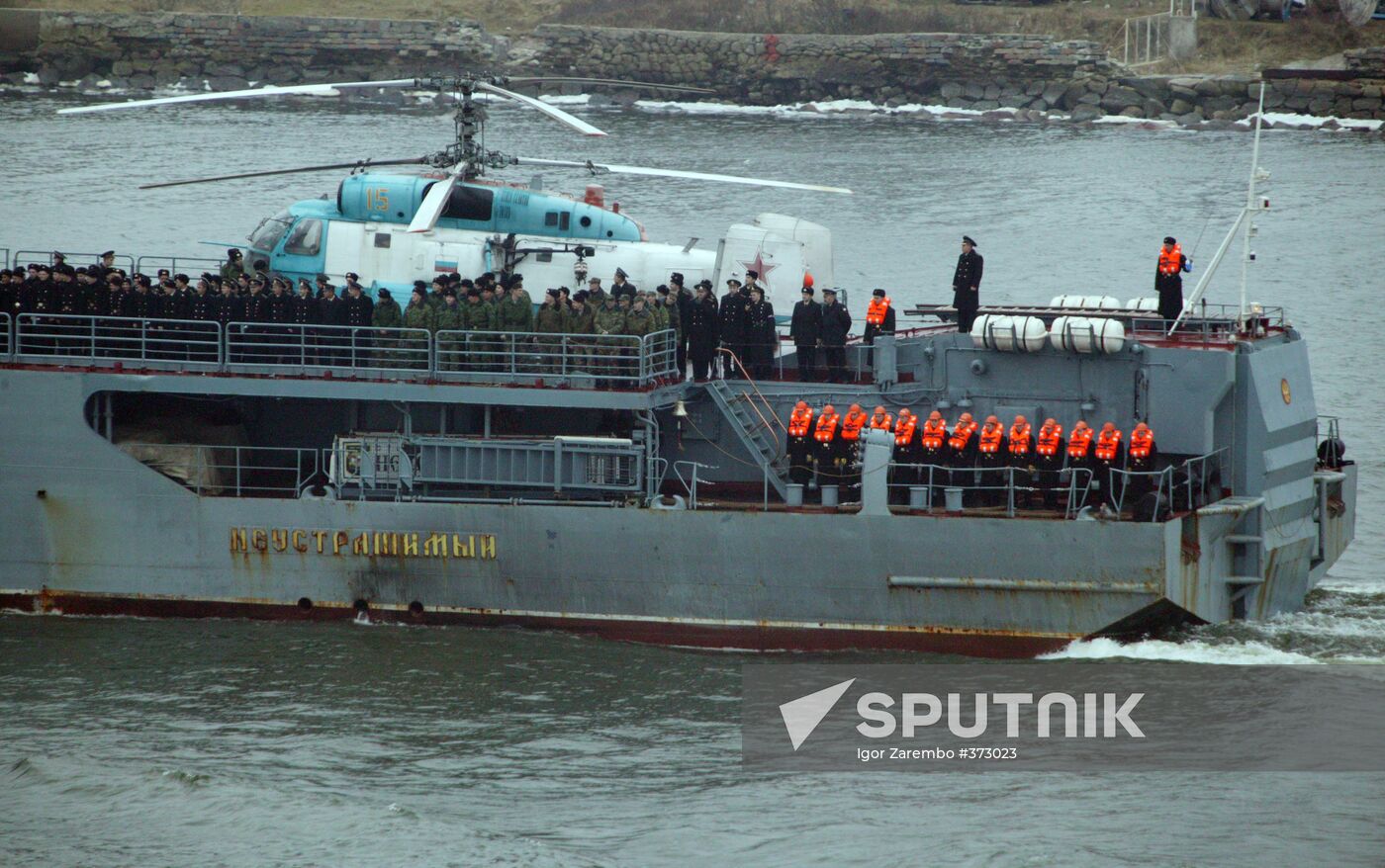 Neustrashimy returns to Baltiysk after duty off Somalia