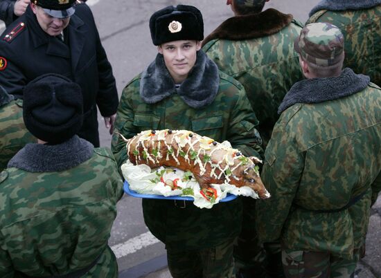 Neustrashimy returns to Baltiysk after duty off Somalia