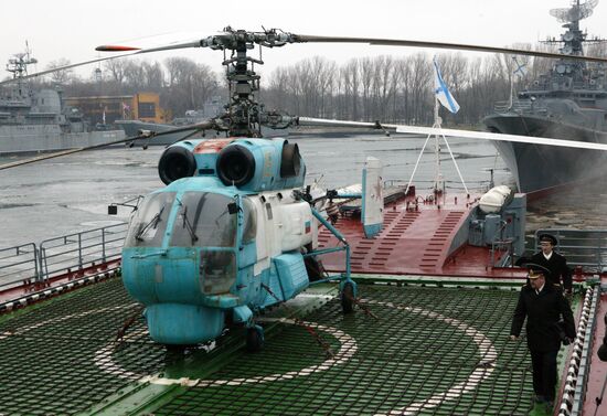 Neustrashimy returns to Baltiysk after duty off Somalia